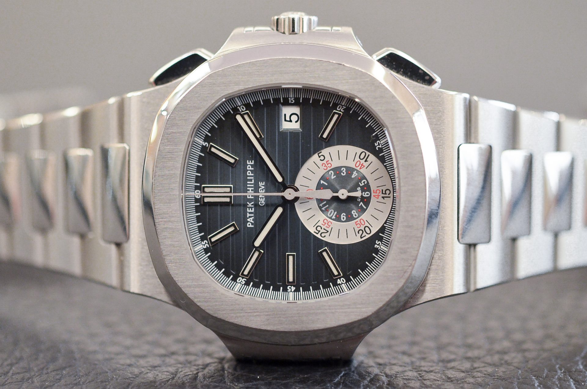 patek nautilus chrono