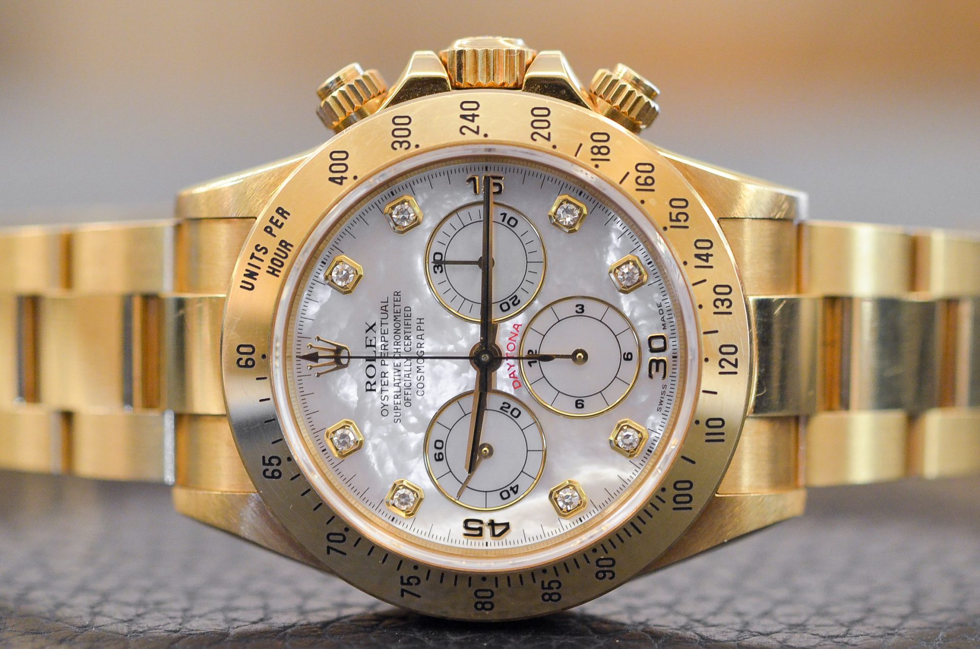 Rolex Daytona ref. 16528 Madreperla Brillanti in Oro Giallo 18k con Garanzia Tempus Orologi Rolex Daytona ref. 16528 Madreperla Brillanti in Oro Giallo 18k con Garanzia Tempus Orologi