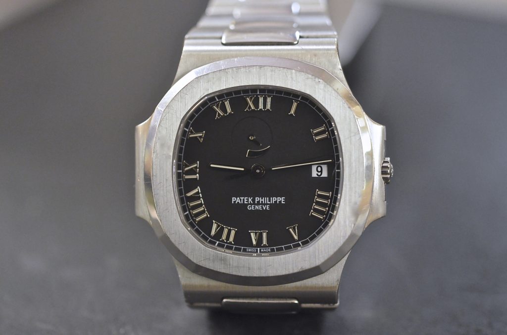 patek philippe nautilus riserva di carica