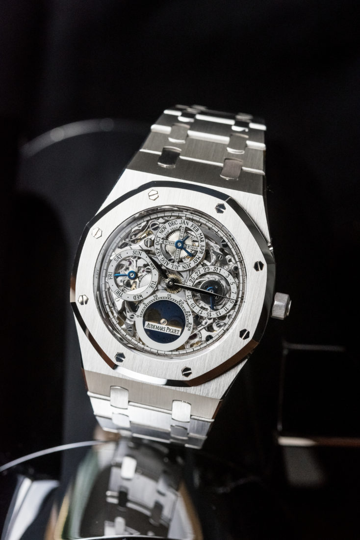 Audemars Piguet Royal Oak ref. 25829PT Scheletrato Calendario Perpetuo in  Platino | Tempus Orologi